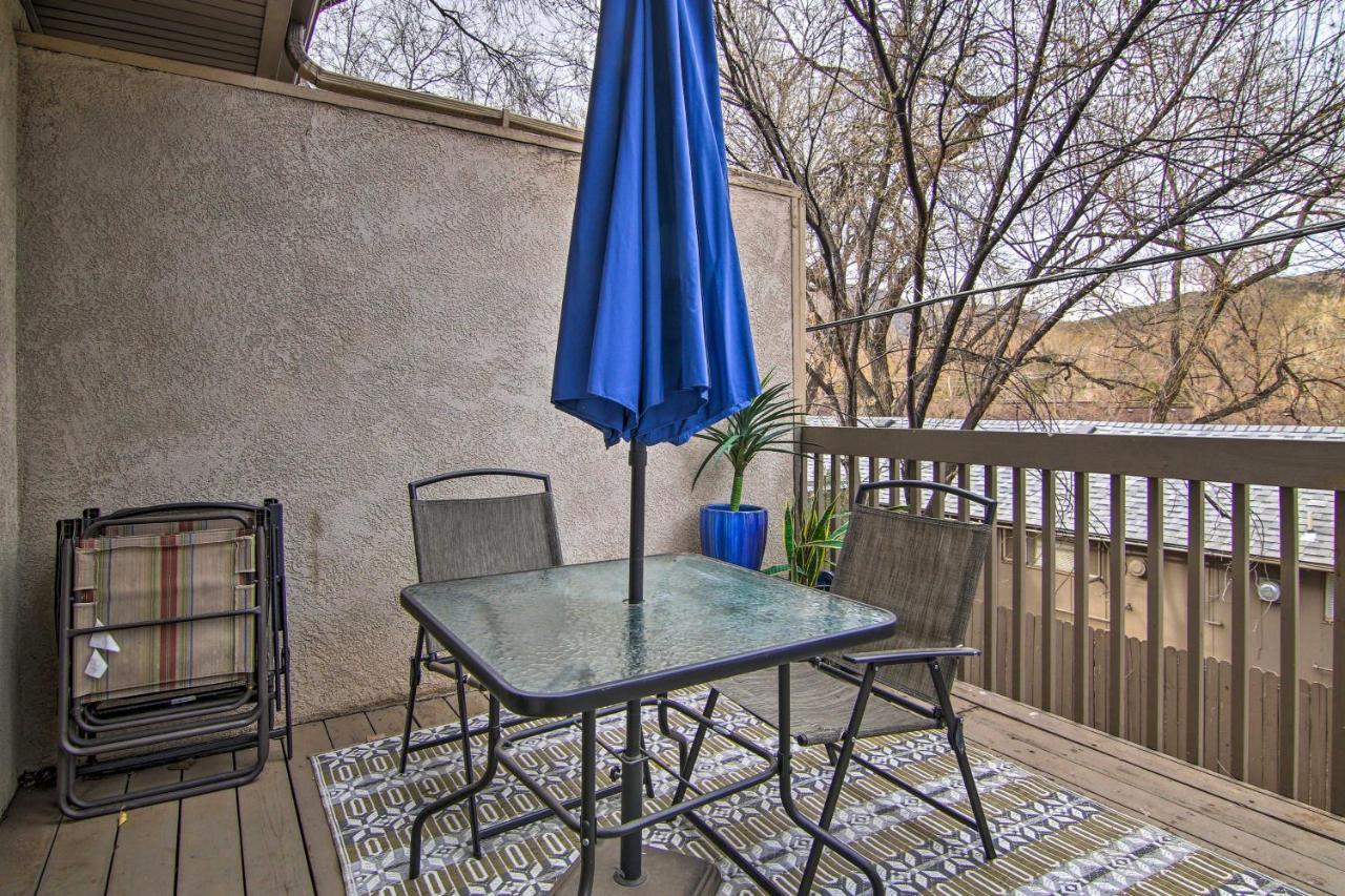 شقة Manitou Springs Escape With Aandc And Private Deck! المظهر الخارجي الصورة